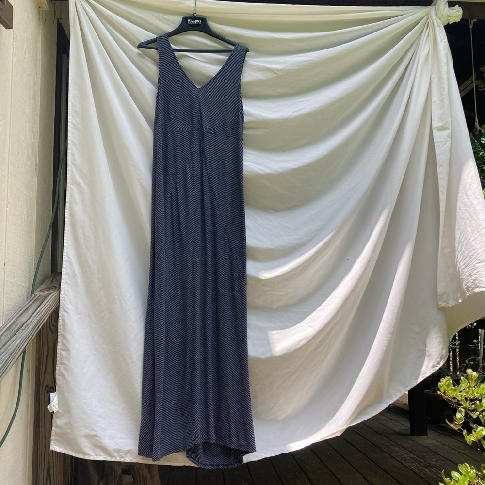 Motherhood Maternity blue and gray striped maxi dress, size large